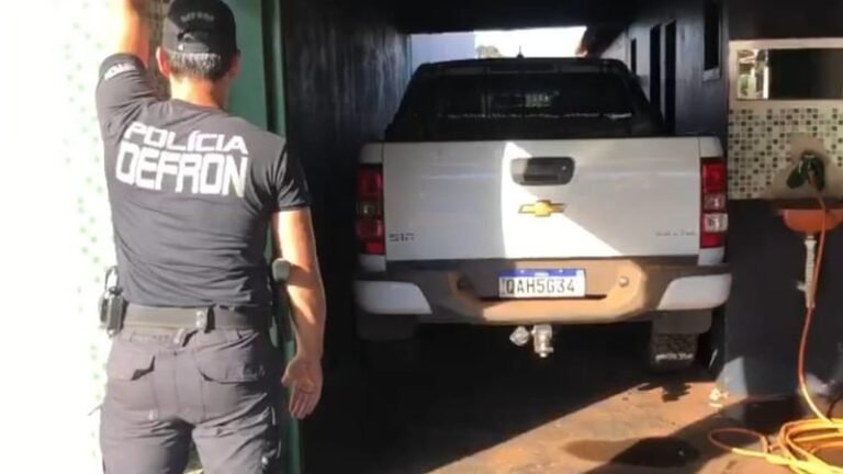 Caminhonete furtada em Minas Gerais é recuperada em dourados com placa clonada