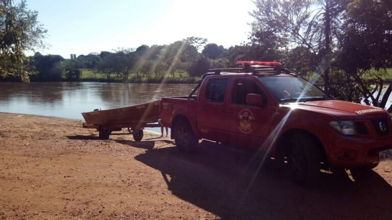 Corpo de Bombeiro encontra corpo da menina que havia sumido no Rio Dourados