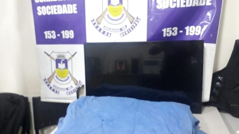 Homem descumpria toque de recolher é flagrado com televisão