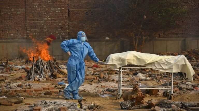 Crescem apelos na Índia por lockdown nacional