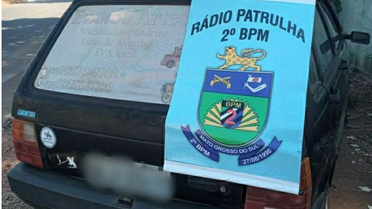 Policiais Militares  de Polícia recupera veículo furtado.