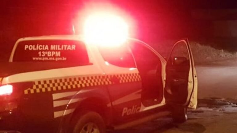 Marido chega tarde em casa e agride esposa com socos e chutes