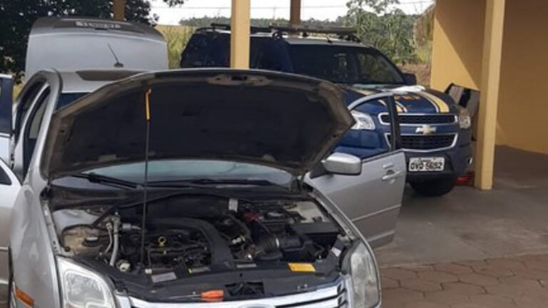 PRF recupera em MS veículo com registro de roubo em SP