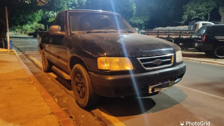 Polícia Militar recupera caminhonete antes que o proprietário soubesse do furto