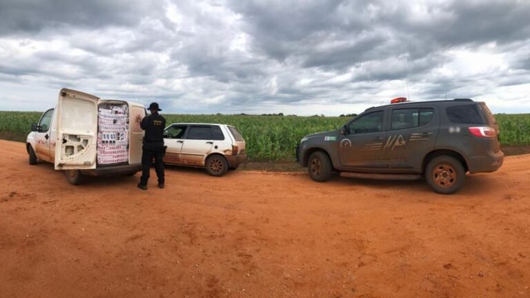 Veja vídeo – Veículos que iria para Campo Grande carregados com produtos contrabandeados foram apreendidos pelo DOF