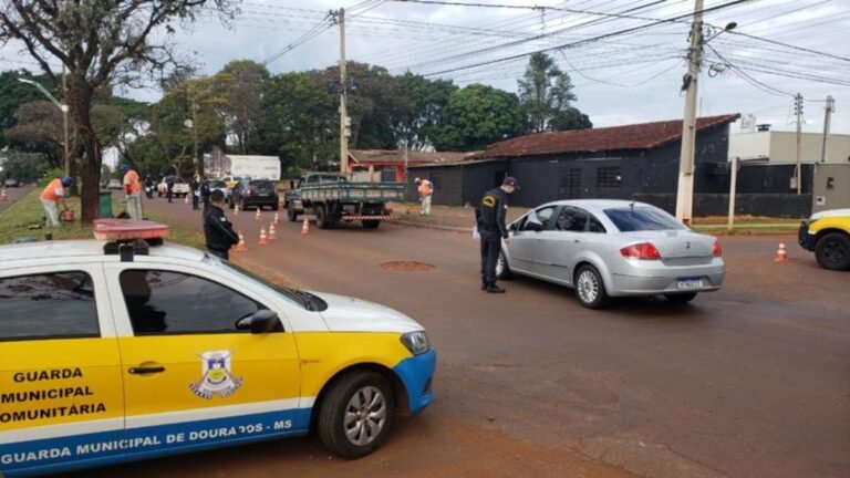 Em Dourados Guarda Municipal segue com blitz e orientações sobre as medidas de biossegurança