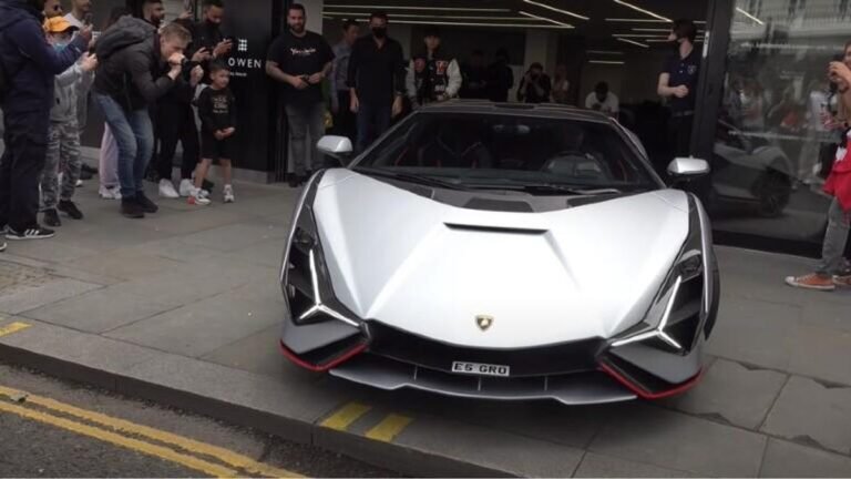 VEJA VÍDEO – Brasileiro vai à concessionária retirar Lamborghini de R$ 22,5 milhões e causa tumulto