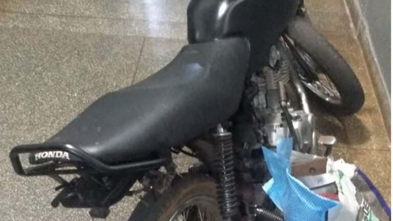 Policia Militar recupera motocicleta furtada em MS