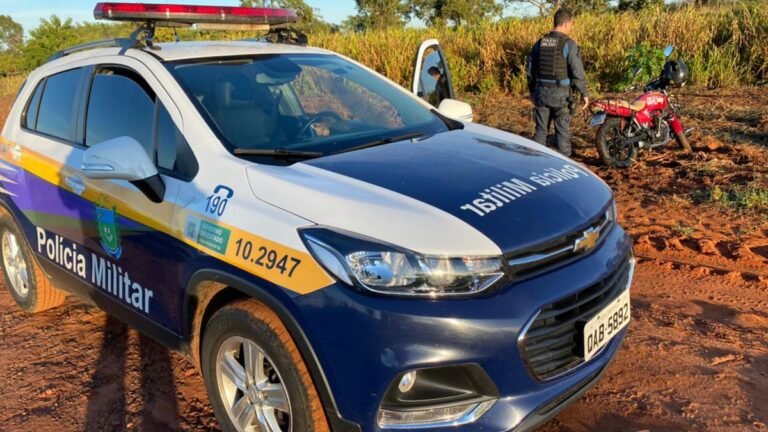 Polícia Militar  recupera veículo produto de furto