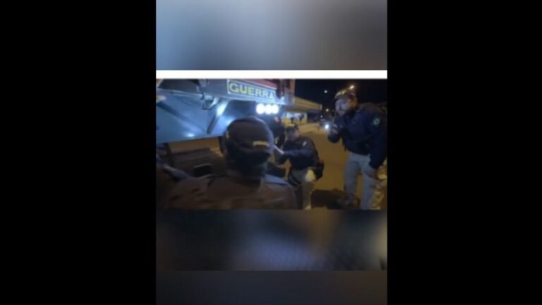 VEJA VÍDEO – Quando a PF suspeita e vc fica nervoso, já sabe ne !