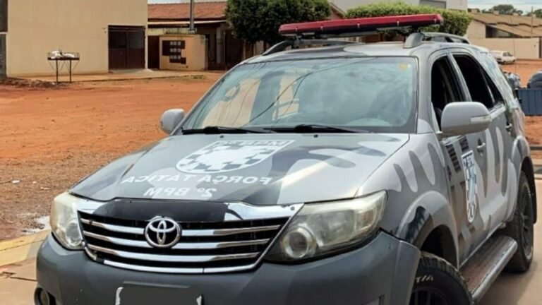 Batalhão de Polícia Militar realizou a prisão de dois  pela prática do crime de Tráfico de Drogas.