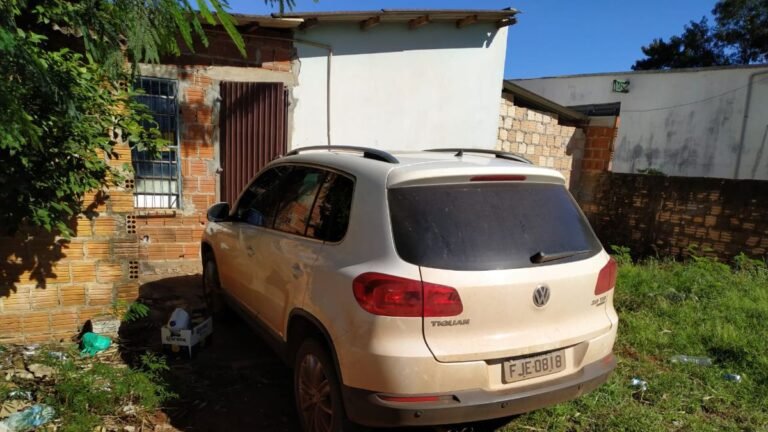 Carro furtado em Maringá é recuperado pela policia