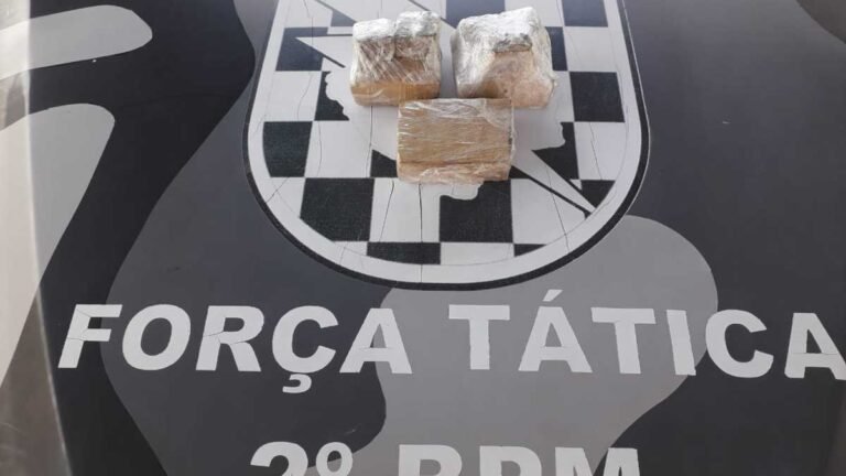 Polícia Militar prende indivíduo ao arremessar drogas em presídio