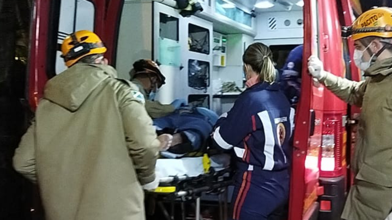 Homem que morreu em acidente na Marcelino Pires voltava para casa após deixar esposa no trabalho