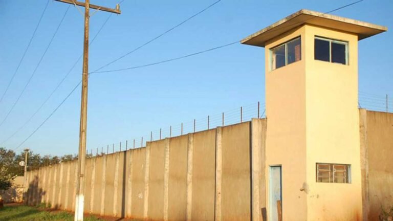 CACHOEIRINHA – Três menores são detido com mais de 5 kg de skunk em Dourados