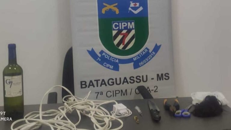 Polícia Militar prendeu um homem em flagrante e libertou uma mulher  em cárcere privado, após passar a noite sendo torturada