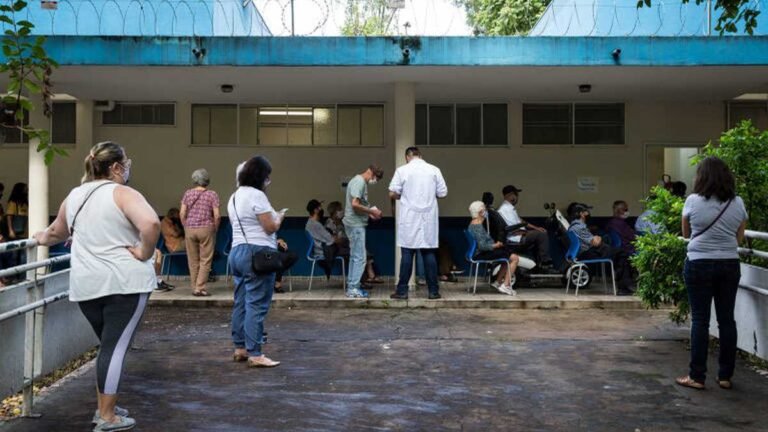 Dourados aplica todas as Doses 1 contra Covid-19