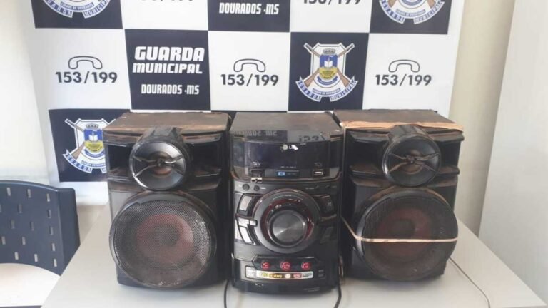 Jovem é preso por escutar som alto perturbando o sossego