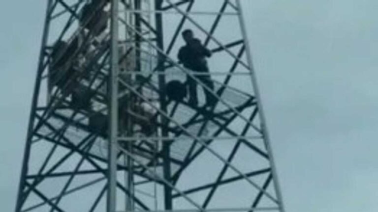 Após desilusão amorosa, homem sobe em torre de transmissão no intuito de se jogar do alto