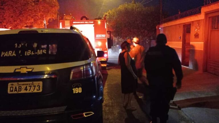 Polícia Militar prende homem por botar fogo em casa com a própria mãe dentro