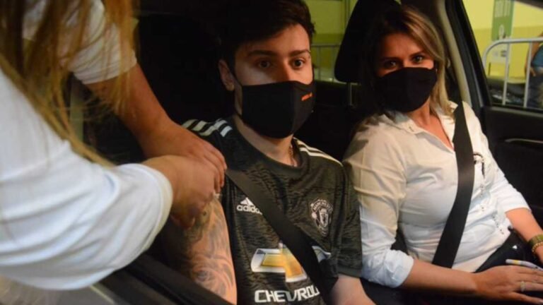 Prefeitura segue com vacinação de adolescentes de 12 a 17 anos