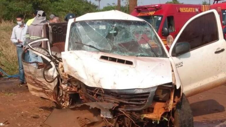 Acidente no trevo de Caarapó nesta manhã deixa duas pessoas feridas