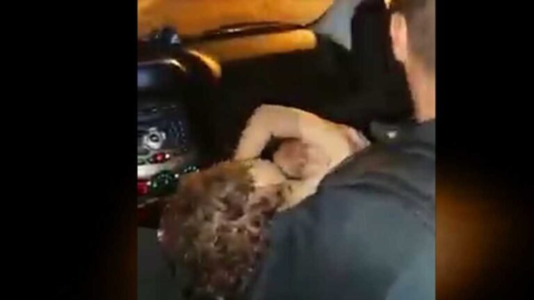 Momento emocionante em que PM salva criança de 3 anos que se afogou