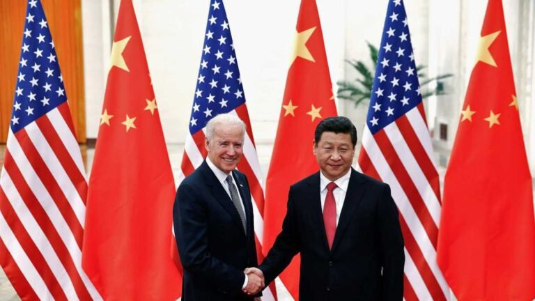 Biden e Xi discutem por telefone necessidade de evitar conflito