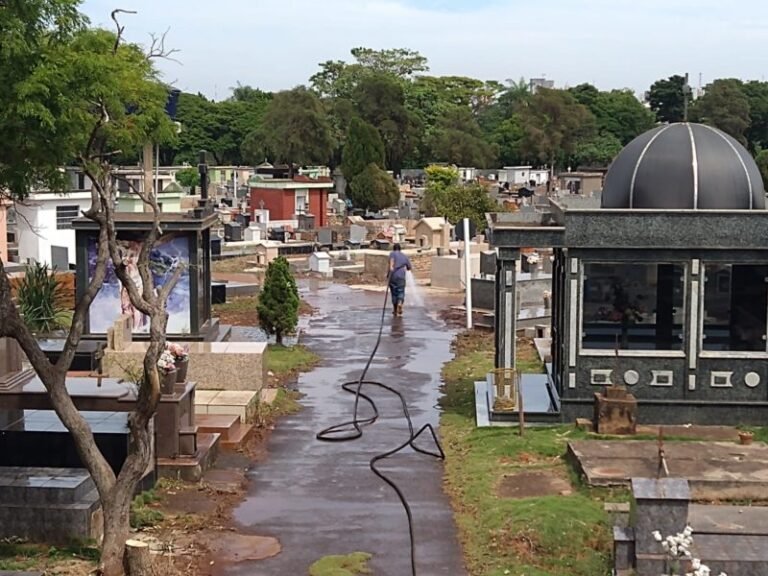 Prefeitura prepara cemitérios para o Dia de Finados
