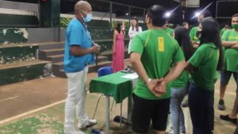 Oficina de orientação profissional auxilia estudantes da EE Cambarai para o ENEM