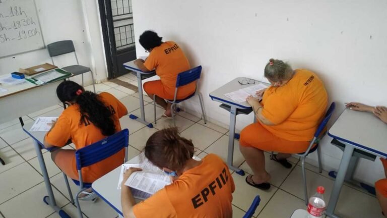 Mais de 2 mil custodiados da Agepen concluem provas do Encceja nesta quinta-feira