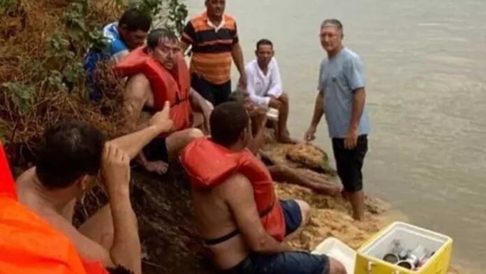 embarcação_naufragio_rio