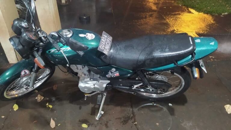 Guarda Municipal recupera motocicleta furtada na madrugada