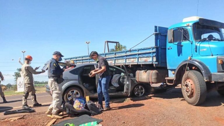 DOURADOS – Acidente na BR-163, deixa professora presa nas ferragens