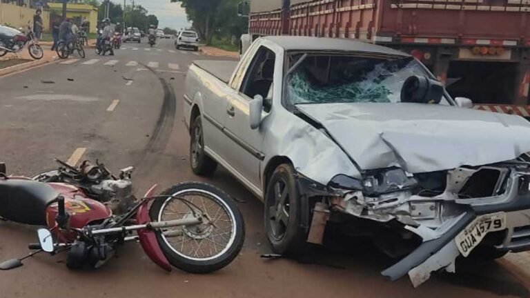 Acidente entre carro e moto mata uma pessoa e deixa outra ferida em Itaporã