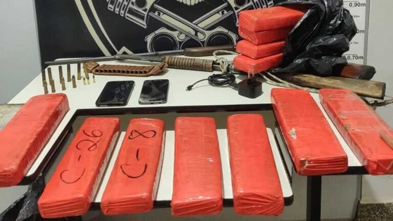 Homem de 70 anos é preso por tráfico de drogas e posse de arma de fogo