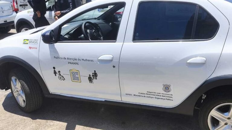 Agepen recebe veículo adaptado para transporte de internas gestantes