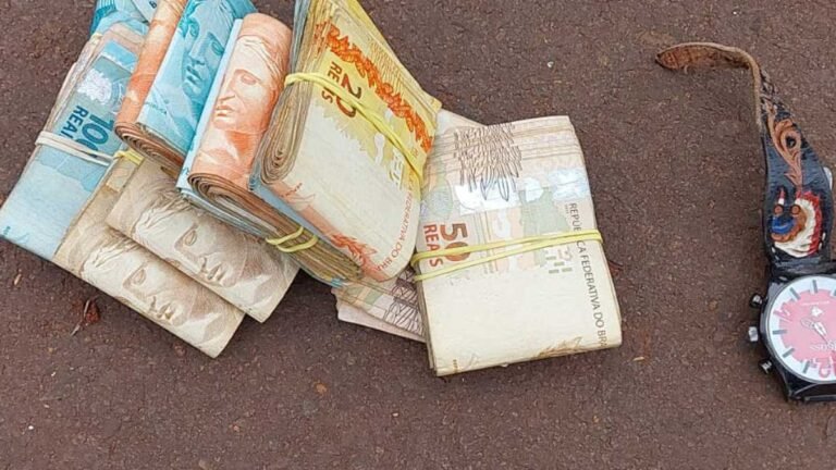 Adolescente morre em acidente e policia Polícia Civil apreende cocaína e e dinheiro em mochila