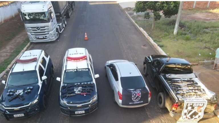 PM intercepta carregamento com armas e drogas que sairia de  Dourados para SP