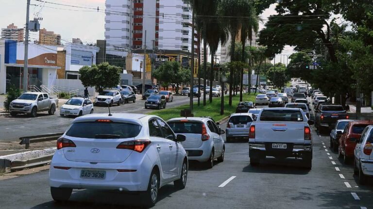 Governo derruba em 20% valor das taxas do Detran e beneficia condutores
