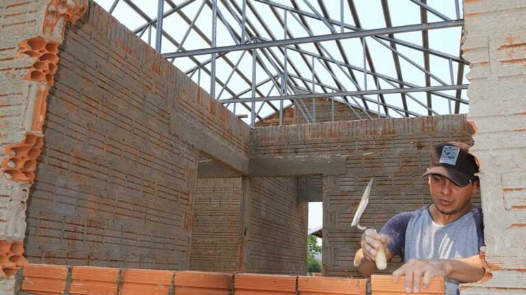 Precisando trabalhar? São mais de 2 mil vagas de emprego disponíveis em MS