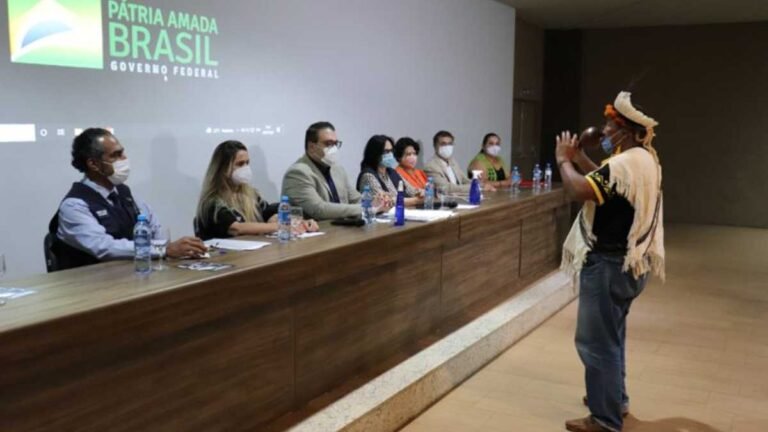 Ministra Damares visita Dourados e apresenta local para instalar Casa da Mulher Brasileira