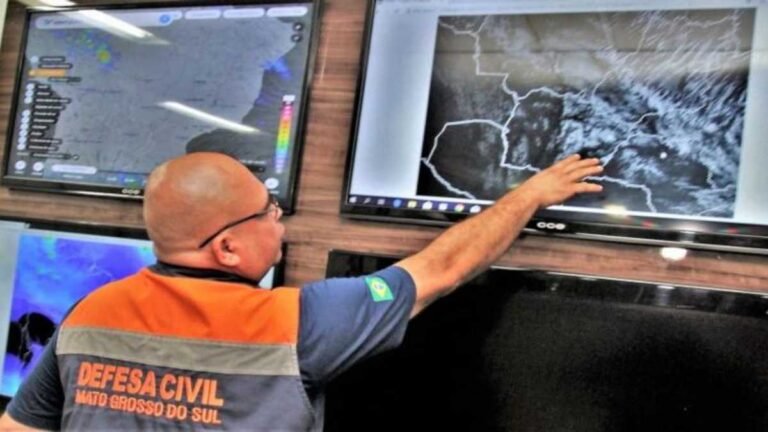 Nesta segunda-feira até terça-feira MS tem 33 municípios sobre alerta de  temporais nas regiões sudoeste e leste