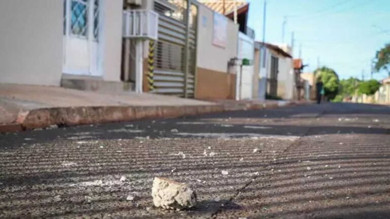 Mulher é morta a pedradas durante a madrugada em MS