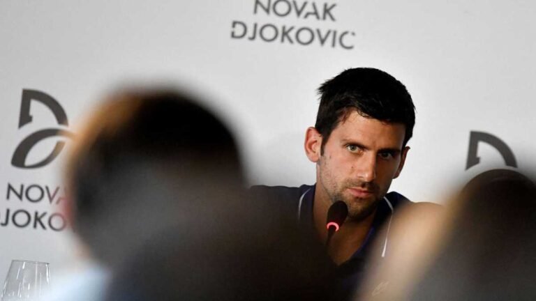 Tenista Novak Djokovic é proibido de entrar na Austrália por não ter tomado nenhuma dose de vacina