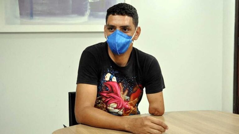 “Até chorei de emoção!”, disse Leonardo que terá de volta o braço com ajuda do Programa Centelha