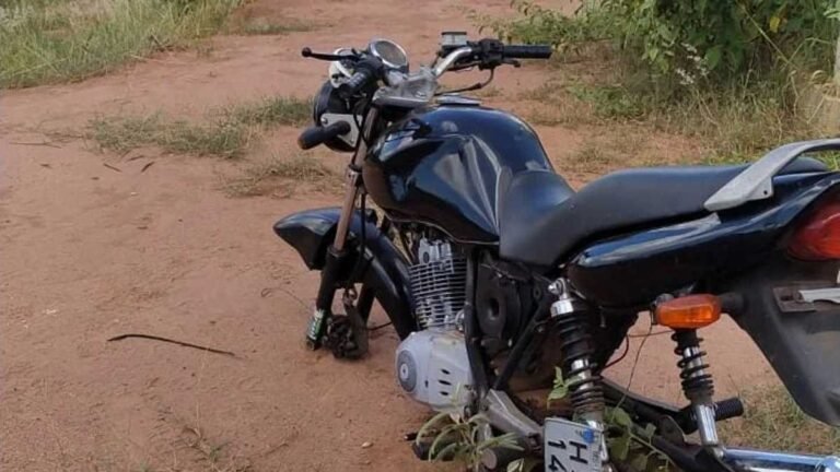 Polícia Militar recupera motocicleta furtado