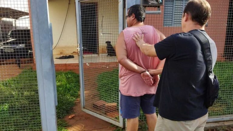 Advogado acusado de dar golpes em clientes e falsificar decisões judiciais é preso pela Polícia Civil