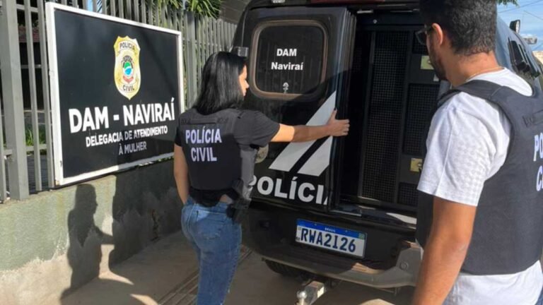 Com filha de 1 ano no colo e lamina de faca cravada nas costas, mulher escapa de feminicidio e homem vai preso