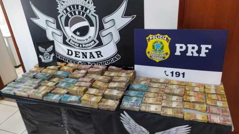 VÌDEO – Polícias Civil e PRF prende veiculo de criminosos com R$ 1 milhão que iria pra Corumbá